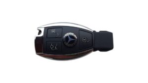 Mercedes A B CLA CL CLS C E GLA GLK GL G ML R SLK SL S kulcsház kulcs