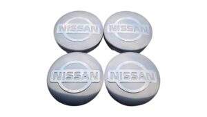 Nissan ezüst-ezüst 56mm